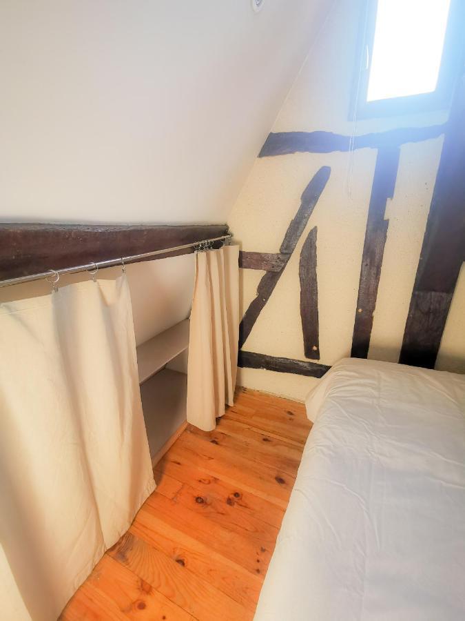 Loft Atypique Au Calme Avec Cour Privative Appartement Bourges