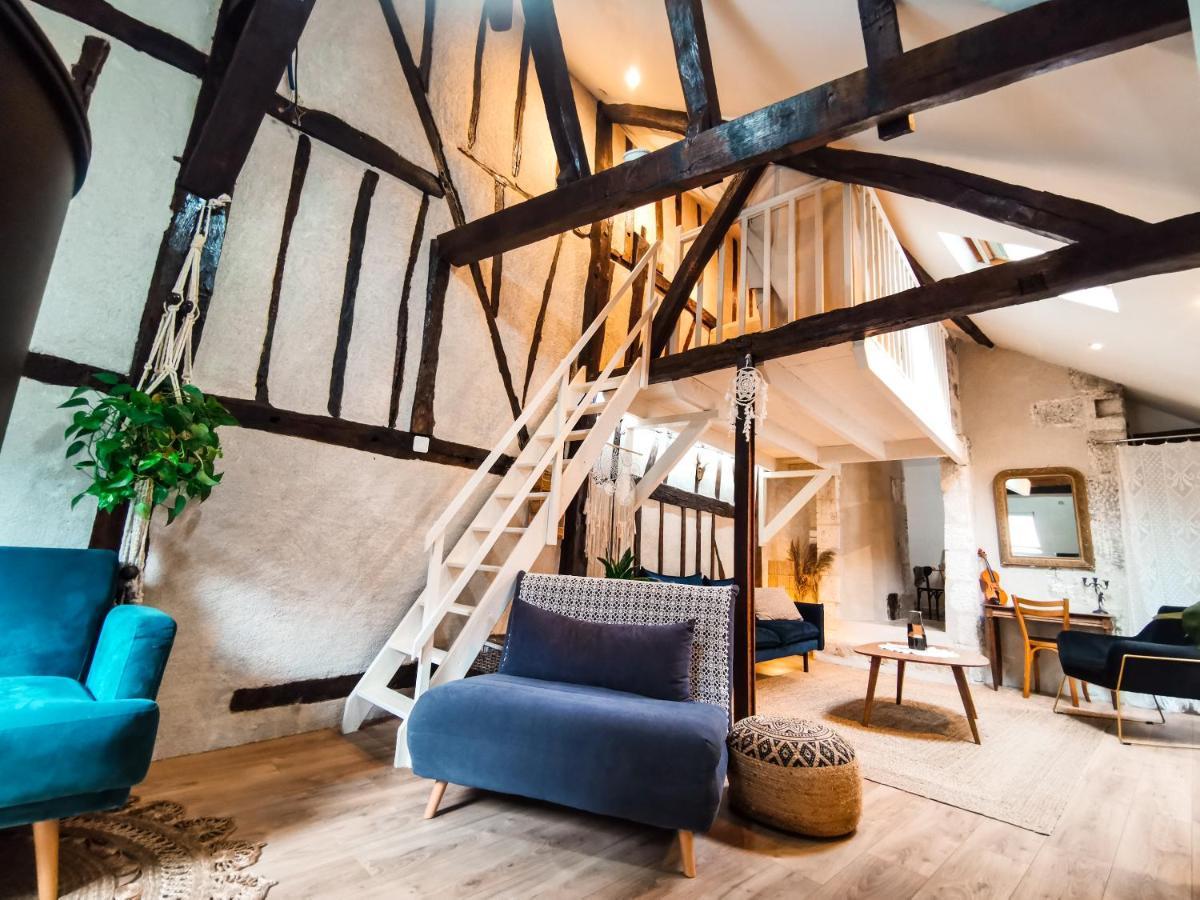Appartement Loft Atypique Au Calme Avec Cour Privative